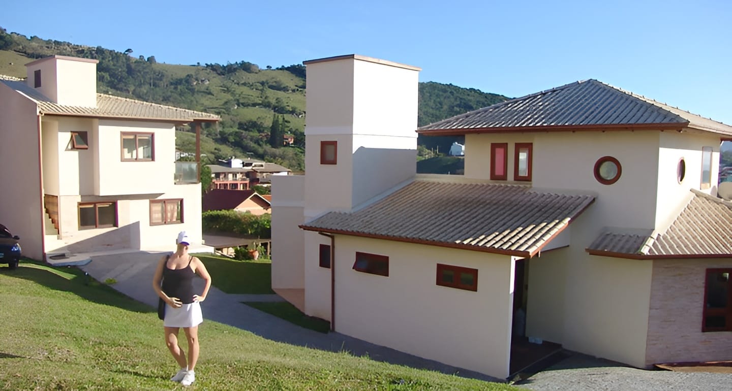 34669_1367245657645_5131385_n-Picsart-AiImageEnhancer